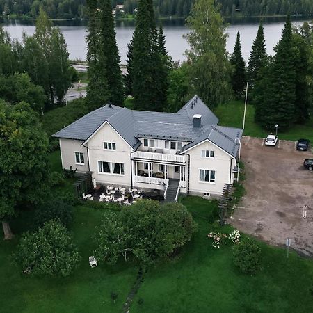Saarijaerven Ruustinna Oy Сааріярві Екстер'єр фото